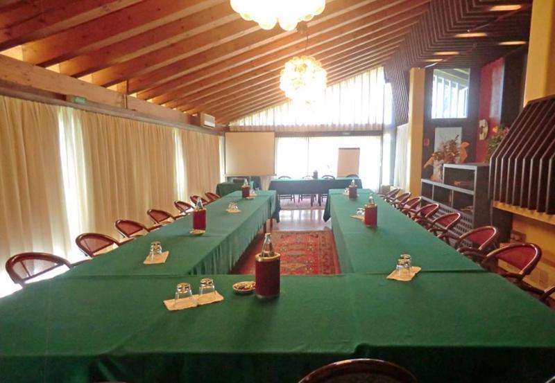 Hotel Bellavista Монтебелуна Екстериор снимка