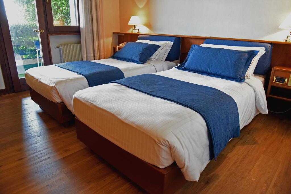 Hotel Bellavista Монтебелуна Екстериор снимка